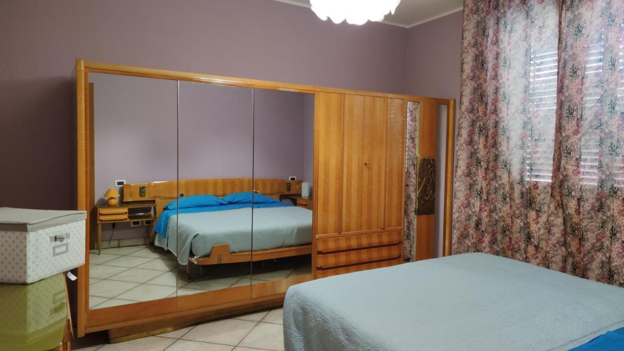 Relax In Collina A Due Passi Dal Mare Torriana Exterior foto