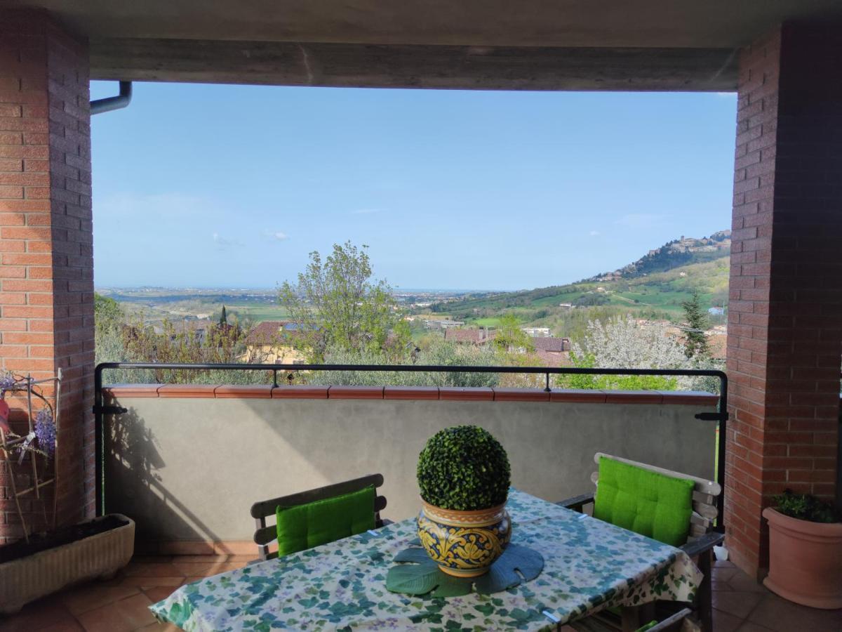 Relax In Collina A Due Passi Dal Mare Torriana Exterior foto