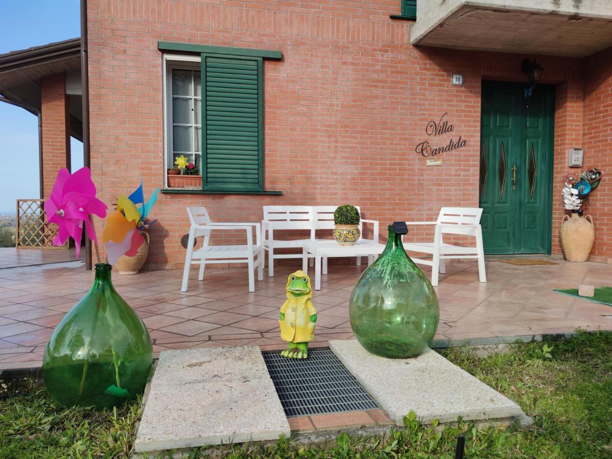 Relax In Collina A Due Passi Dal Mare Torriana Exterior foto