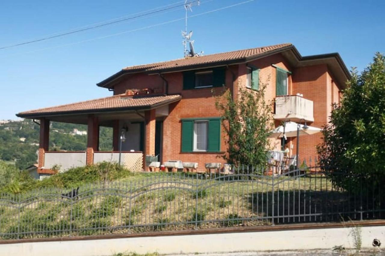 Relax In Collina A Due Passi Dal Mare Torriana Exterior foto