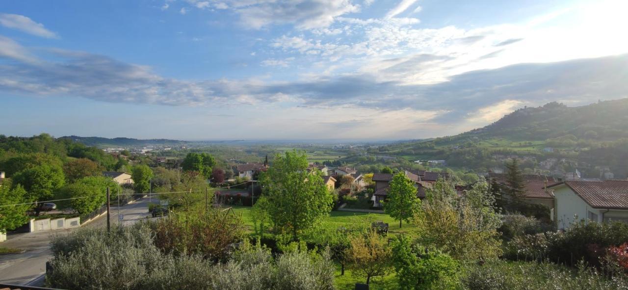 Relax In Collina A Due Passi Dal Mare Torriana Exterior foto